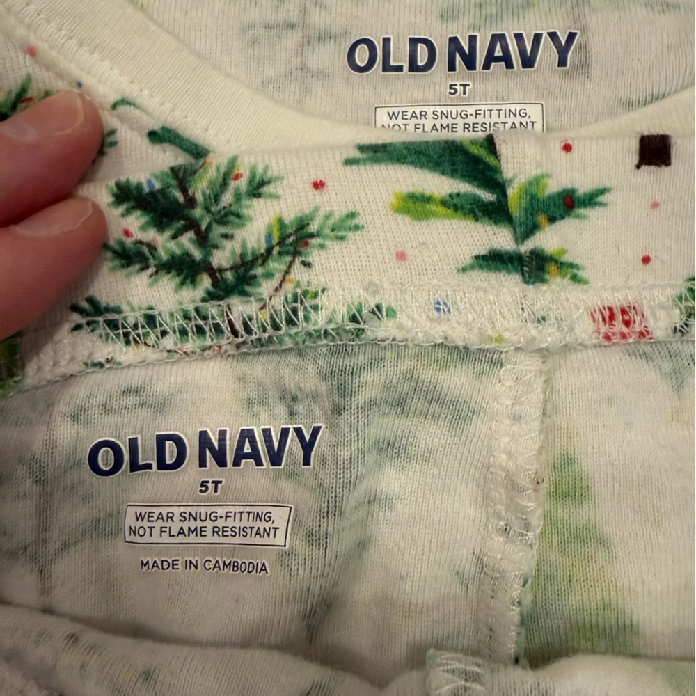 Old Navy piece gender